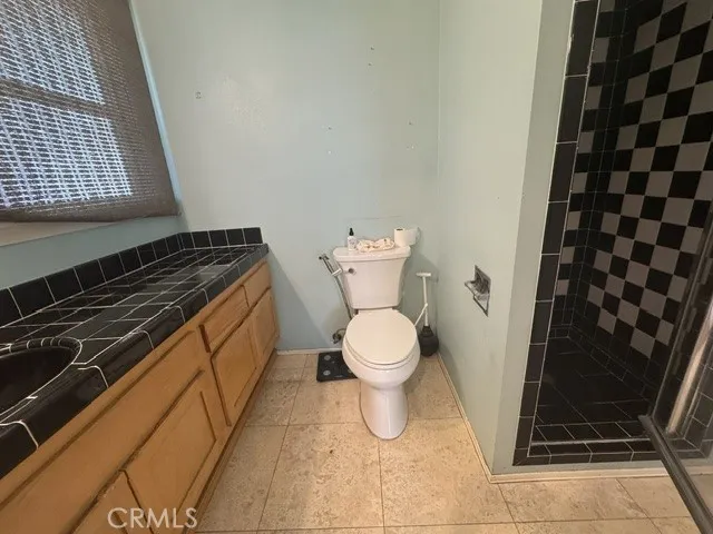 11116 Woodley Granada Hills, CA 91344