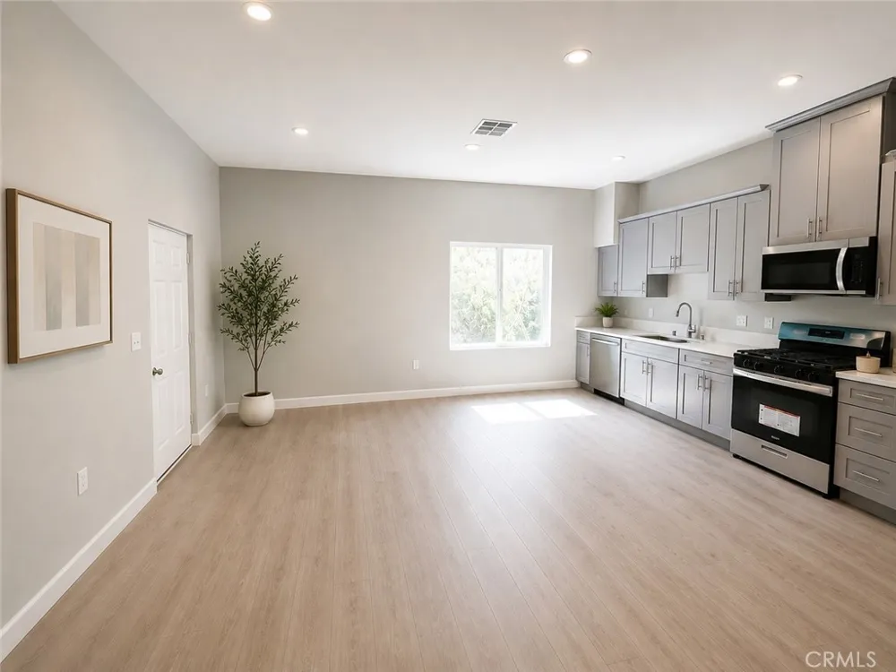 16661 Nordhoff Street North Hills, CA 91343