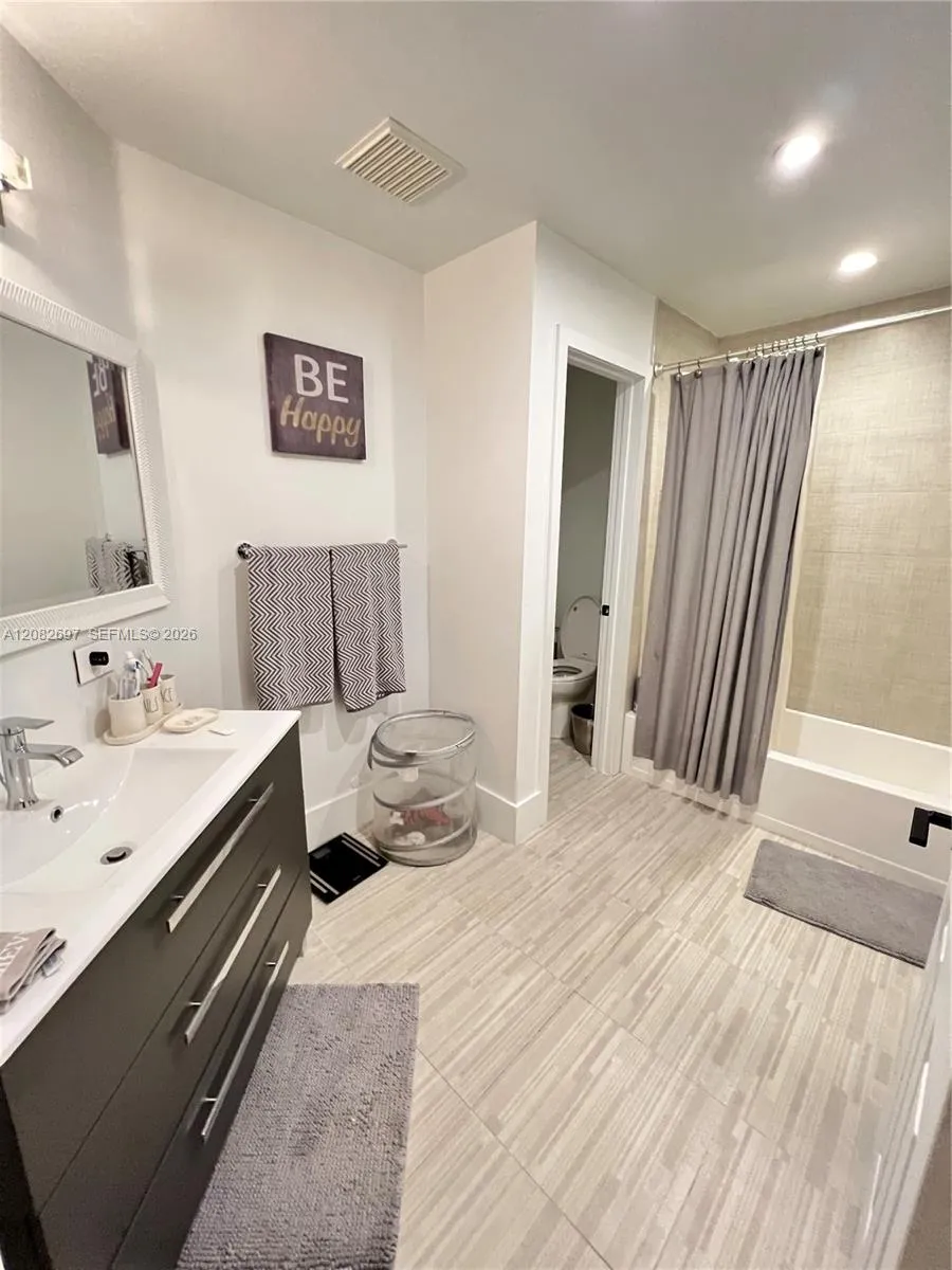 15628 SW 16th St #0 Pembroke Pines, FL 33027