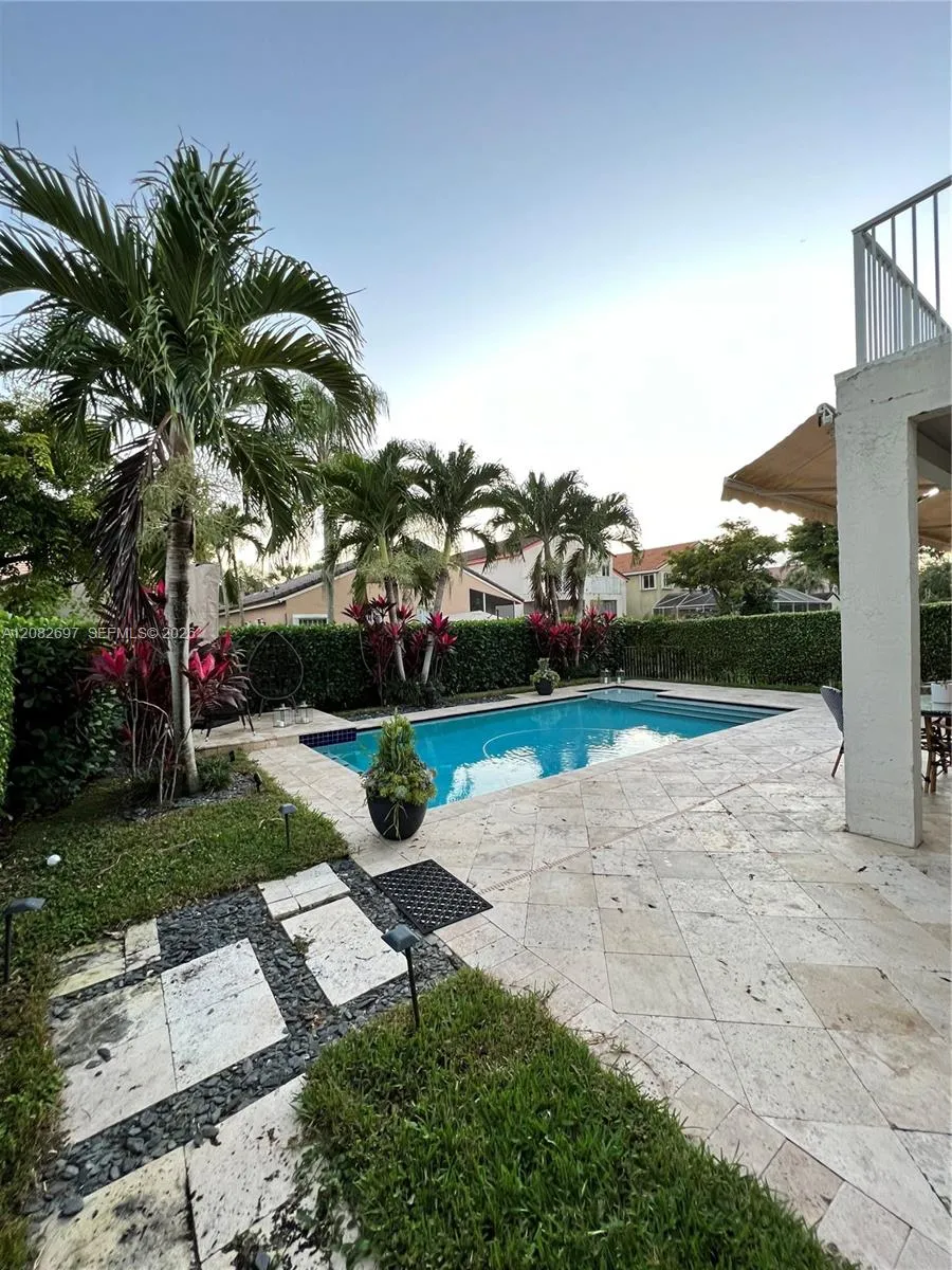 15628 SW 16th St #0 Pembroke Pines, FL 33027