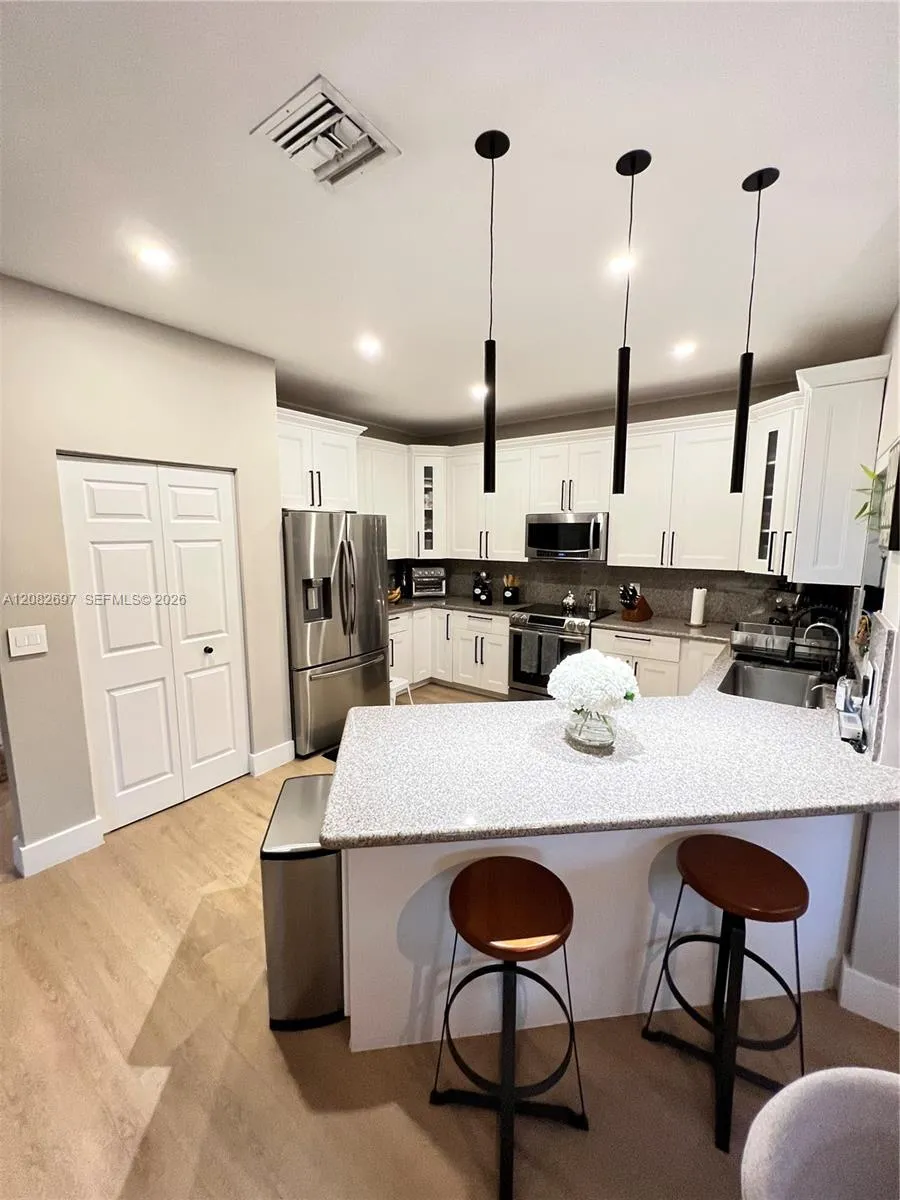 15628 SW 16th St #0 Pembroke Pines, FL 33027