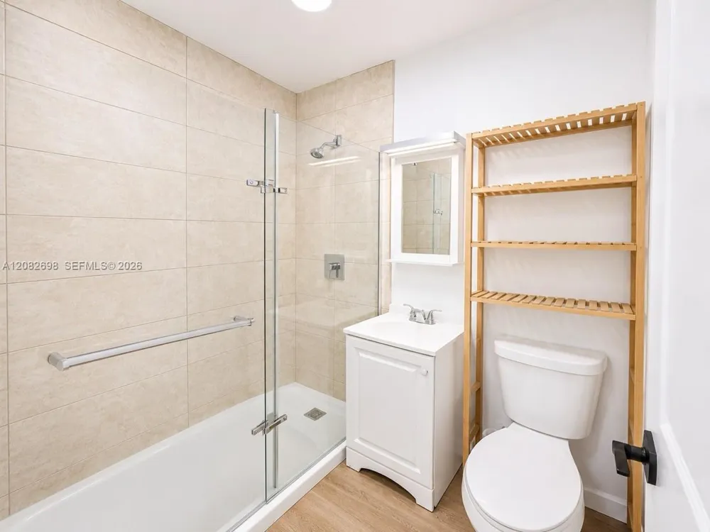 3025 Indian Creek Dr #106 Miami Beach, FL 33140