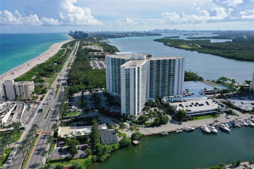 100 Bayview Dr #726 Sunny Isles Beach, FL 33160