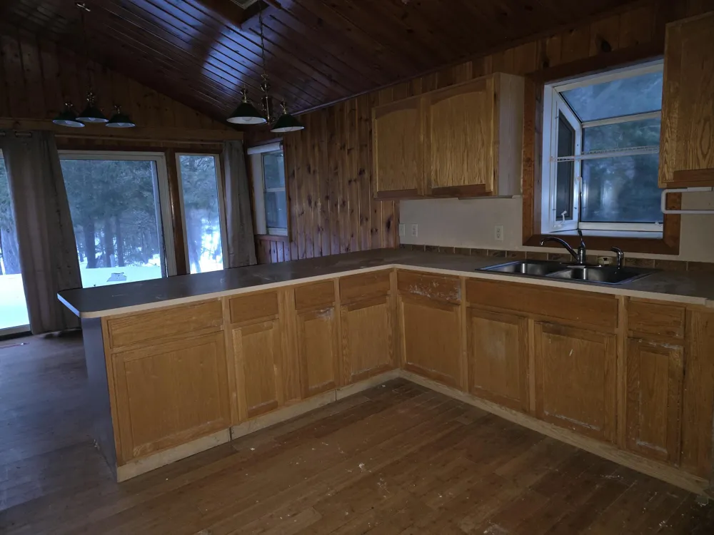 12506 E Shore Drive Millersburg, MI 49759