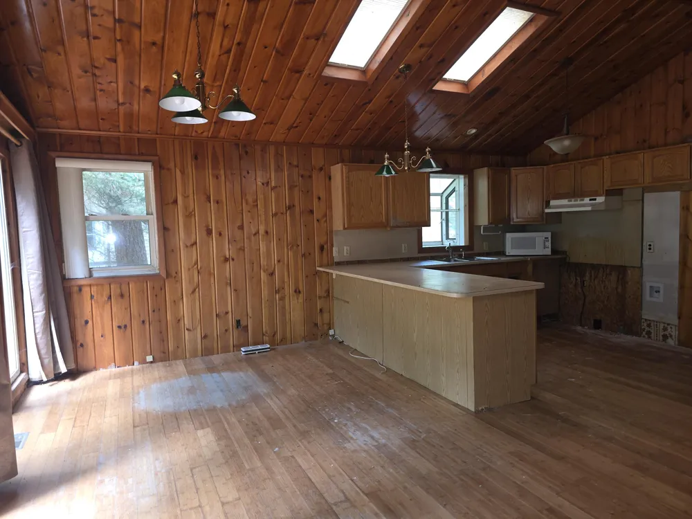 12506 E Shore Drive Millersburg, MI 49759