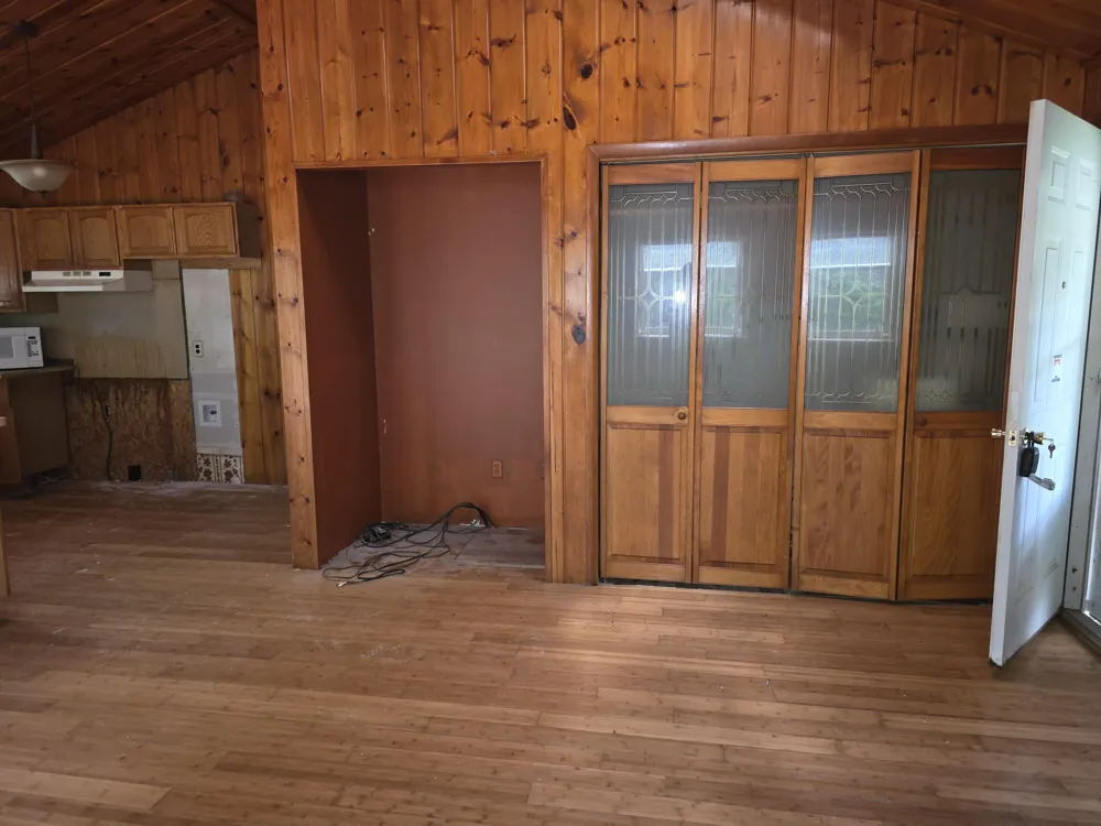 12506 E Shore Drive Millersburg, MI 49759