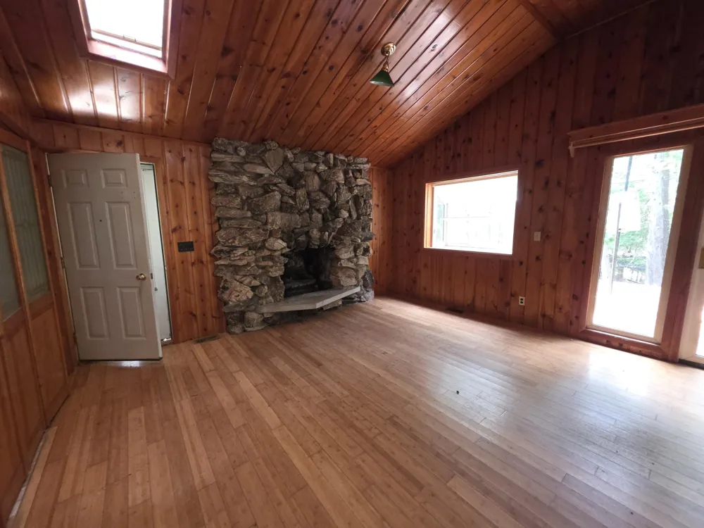 12506 E Shore Drive Millersburg, MI 49759