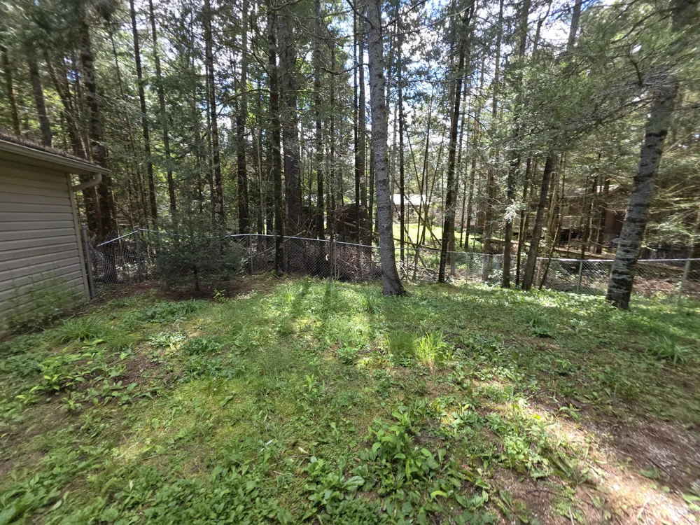 12506 E Shore Drive Millersburg, MI 49759