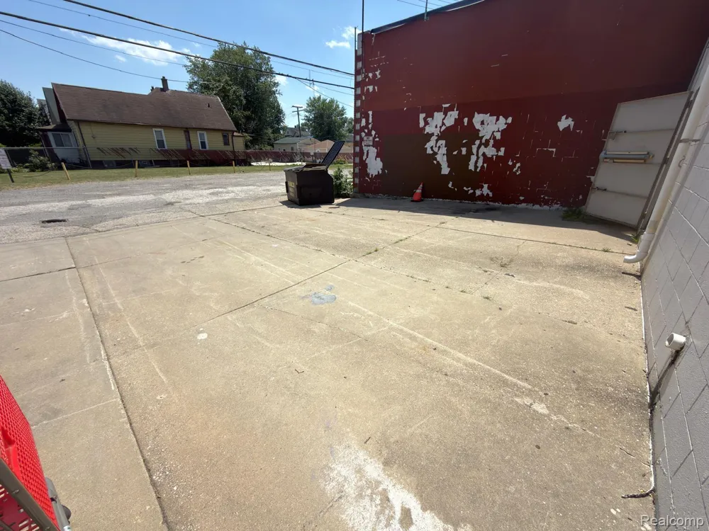 4805 W Vernor Highway Detroit City, MI 48209