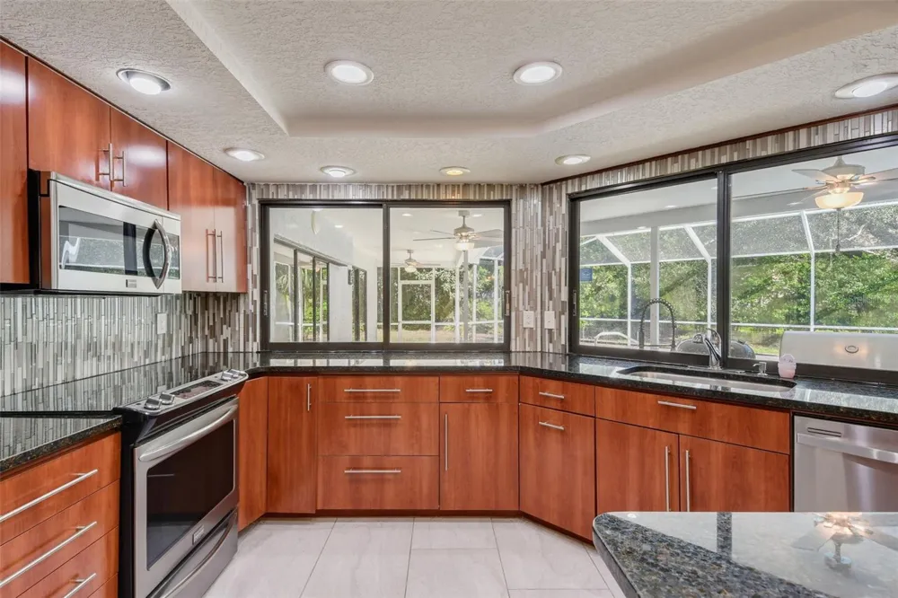 7256 ROYAL OAK DRIVE Spring Hill, FL 34607