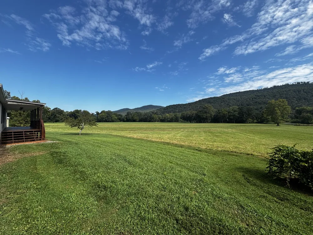 4915 Sweetens Cove Road South Pittsburg, TN 37380