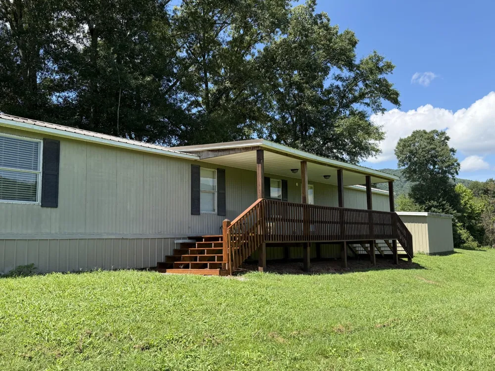 4915 Sweetens Cove Road South Pittsburg, TN 37380