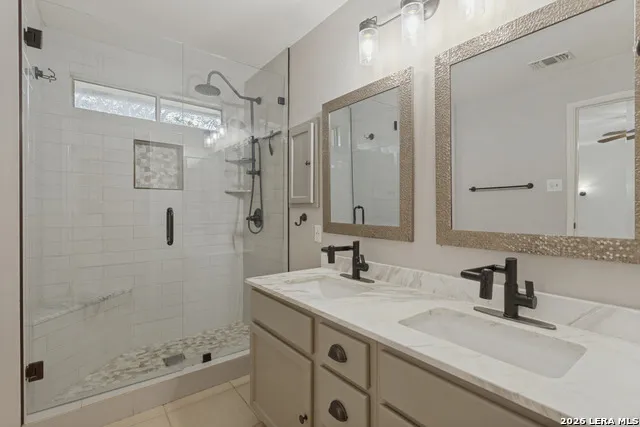 11310 Mentmore Helotes, TX 78023