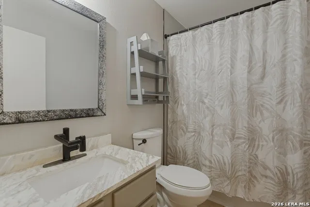 11310 Mentmore Helotes, TX 78023