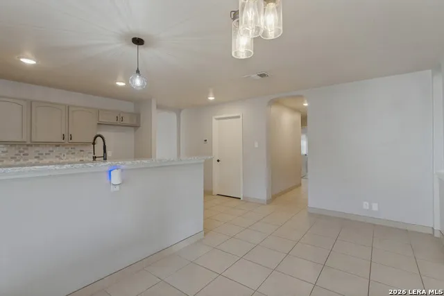 11310 Mentmore Helotes, TX 78023