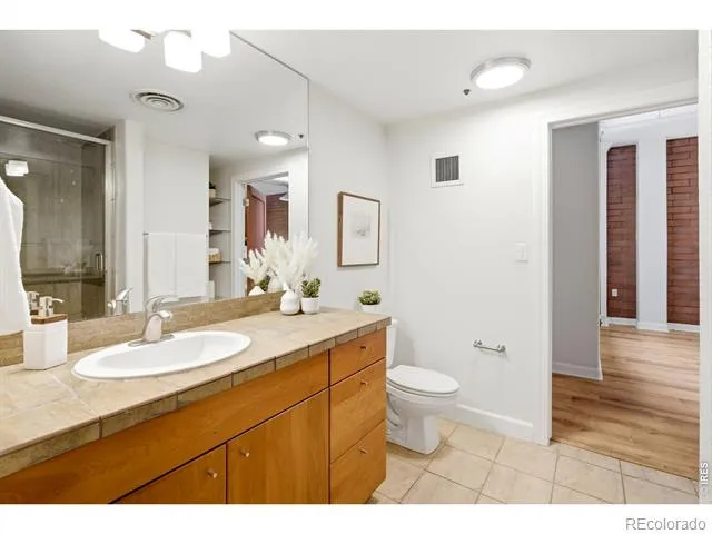 2245 Blake Street #J Denver, CO 80205