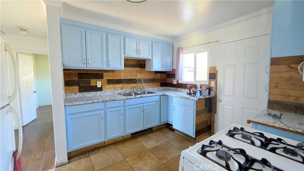 124 12th Avenue #D Upland, CA 91786