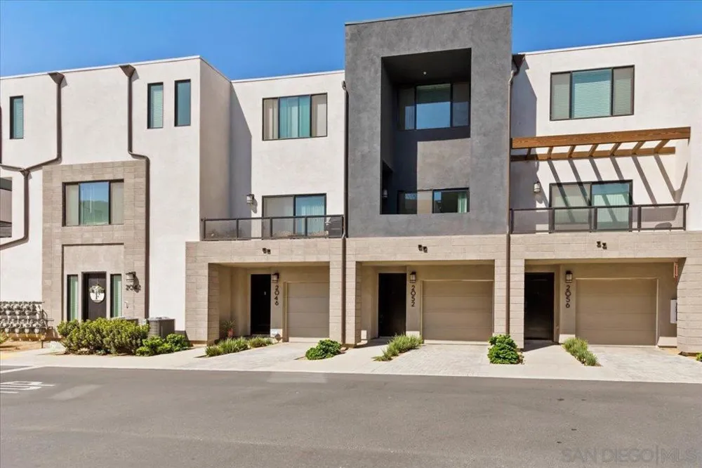 2052 Vela Ln San Diego, CA 92154