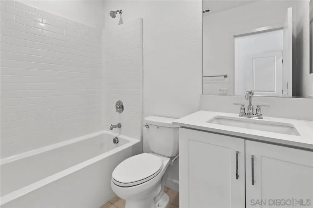 2052 Vela Ln San Diego, CA 92154