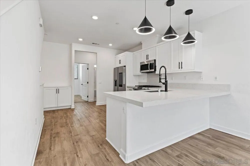 2052 Vela Ln San Diego, CA 92154