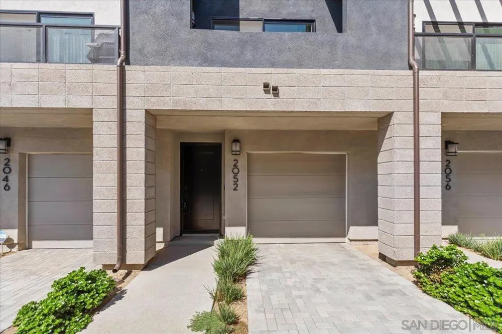 2052 Vela Ln San Diego, CA 92154