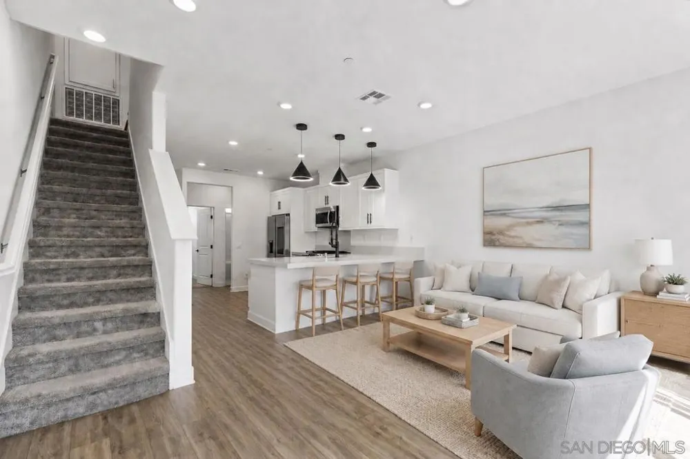 2052 Vela Ln San Diego, CA 92154