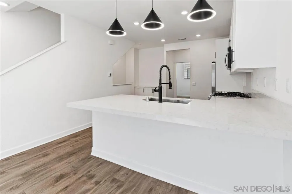 2052 Vela Ln San Diego, CA 92154