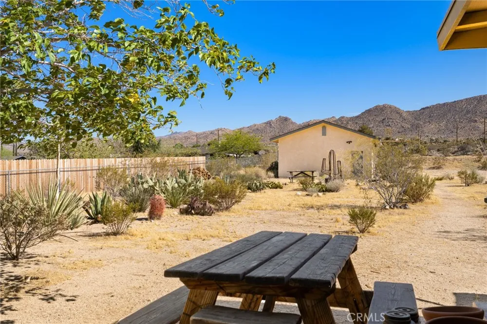 61659 Pueblo Trail Joshua Tree, CA 92252