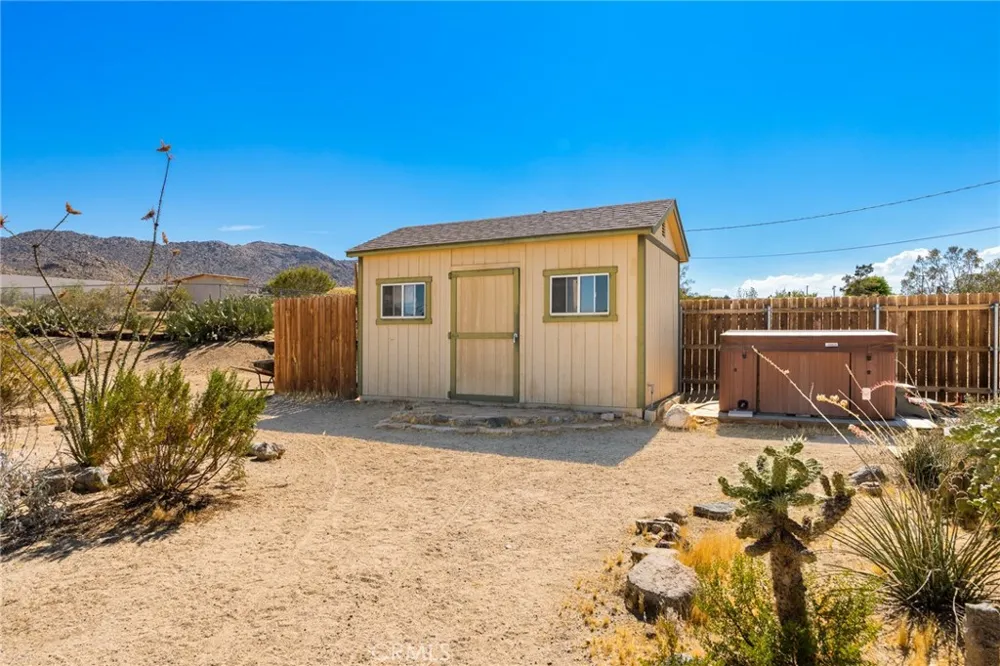 61659 Pueblo Trail Joshua Tree, CA 92252