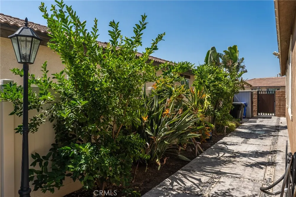 4005 Scarlet Oak Court San Bernardino, CA 92407