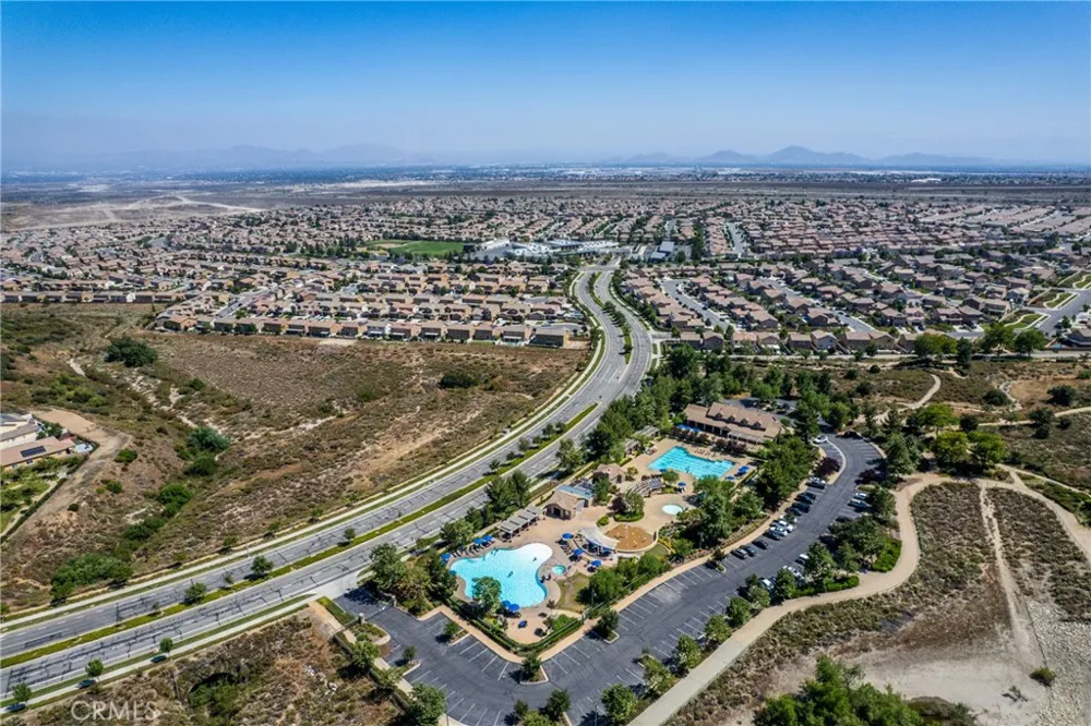 4005 Scarlet Oak Court San Bernardino, CA 92407