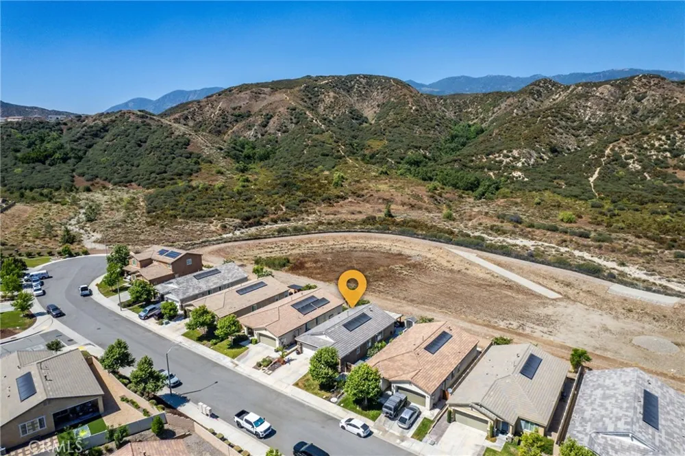4005 Scarlet Oak Court San Bernardino, CA 92407