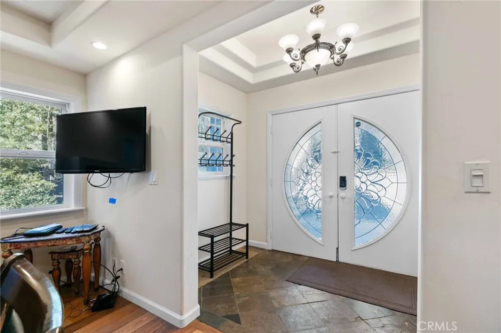 26665 Modoc Lane Lake Arrowhead, CA 92352