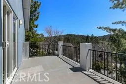26665 Modoc Lane Lake Arrowhead, CA 92352