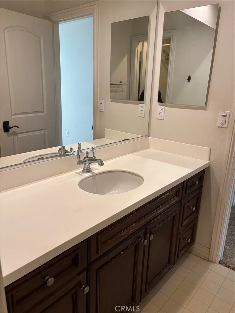 713 S Melrose Anaheim, CA 92805