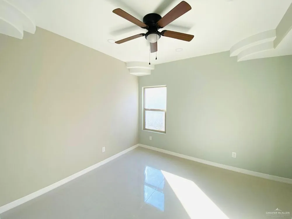209 Rutherford Avenue #3 Edinburg, TX 78541
