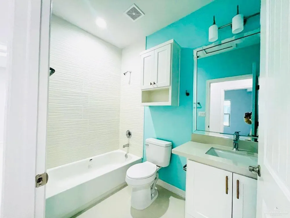 209 Rutherford Avenue #3 Edinburg, TX 78541