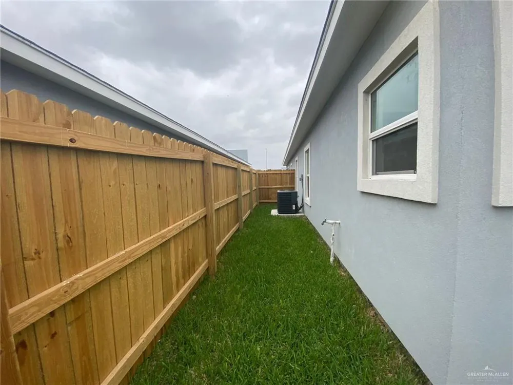 209 Rutherford Avenue #3 Edinburg, TX 78541
