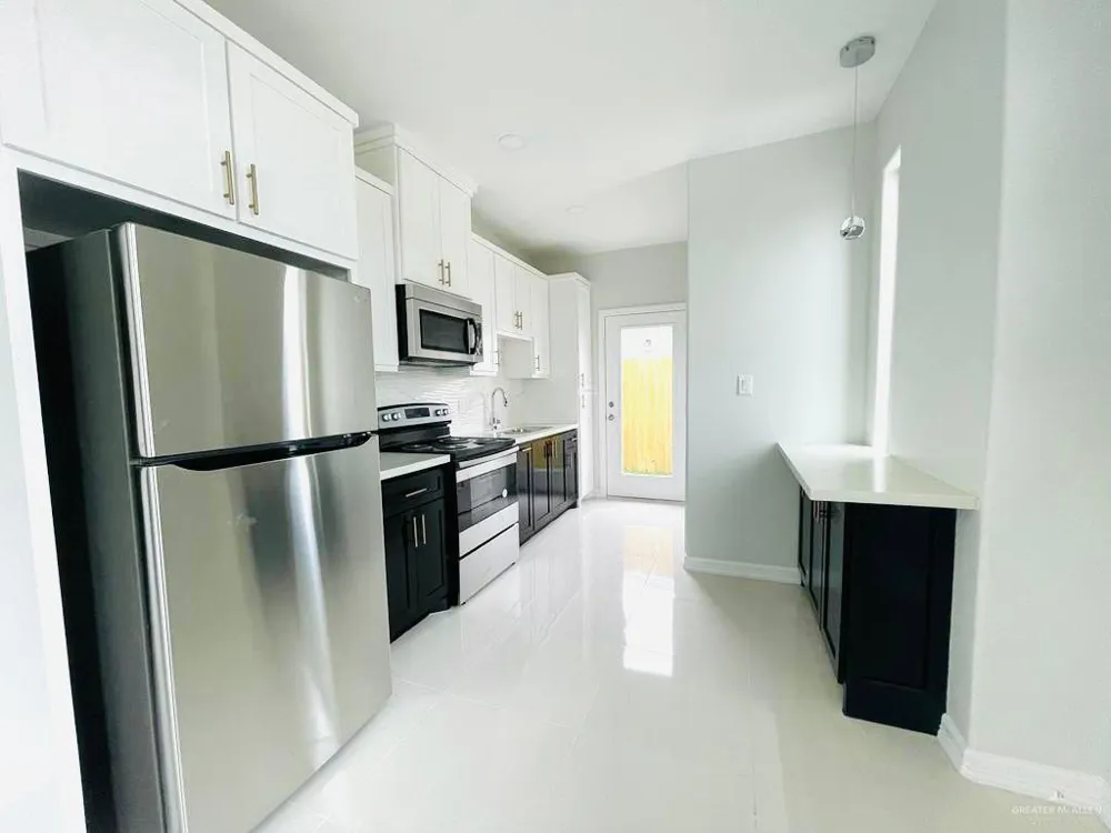 209 Rutherford Avenue #3 Edinburg, TX 78541
