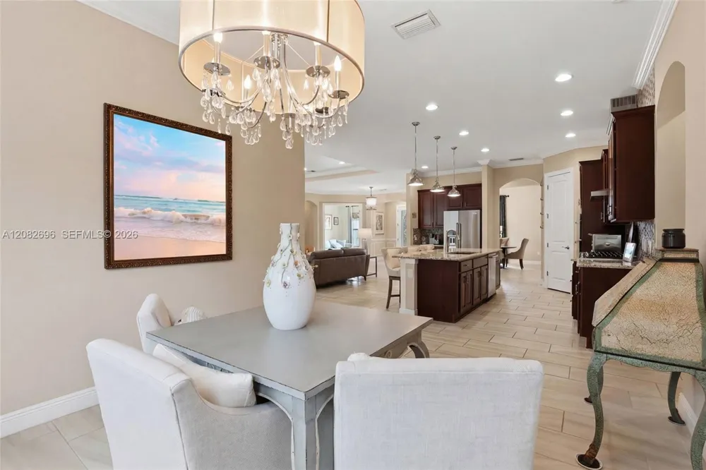 2303 Somerset Pl Other City - In The State Of Florida, FL 34120