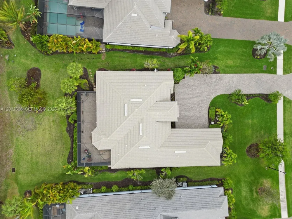 2303 Somerset Pl Other City - In The State Of Florida, FL 34120