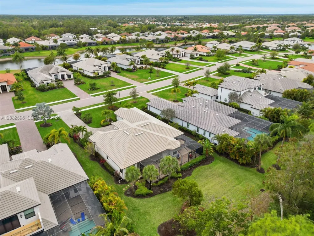 2303 Somerset Pl Other City - In The State Of Florida, FL 34120