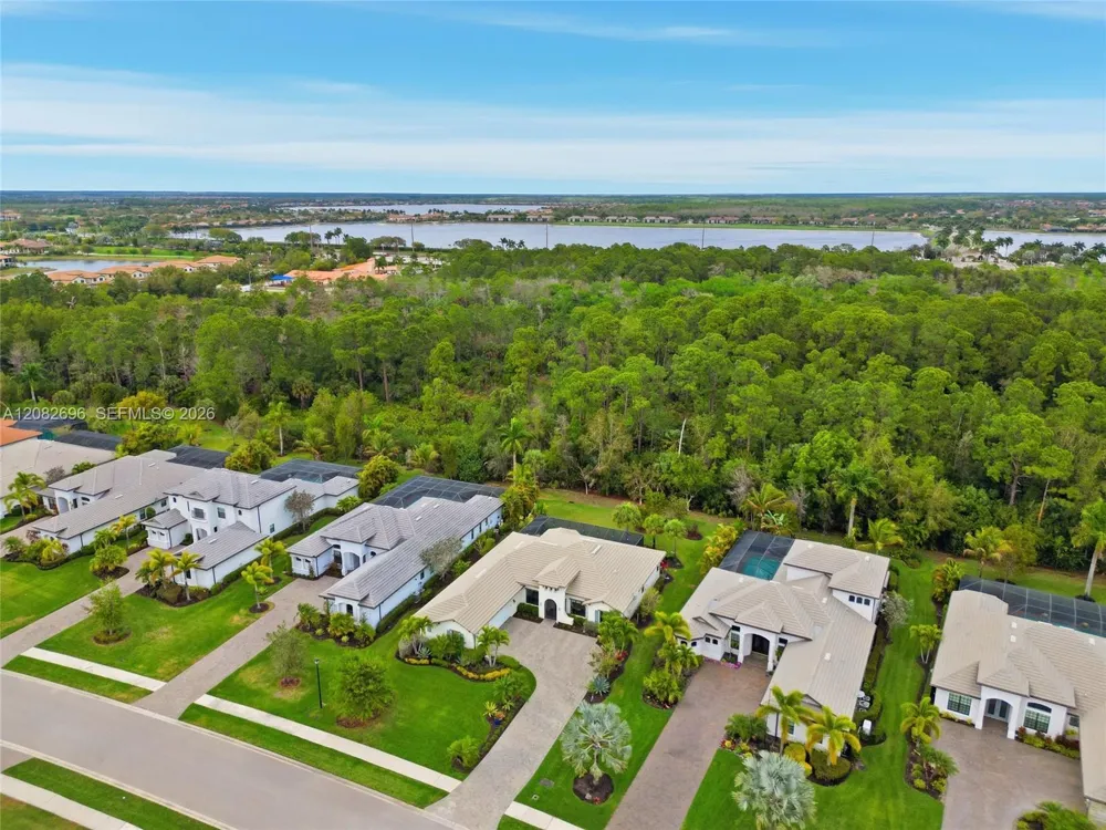 2303 Somerset Pl Other City - In The State Of Florida, FL 34120