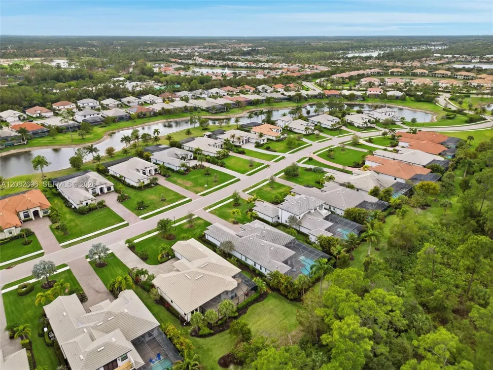 2303 Somerset Pl Other City - In The State Of Florida, FL 34120