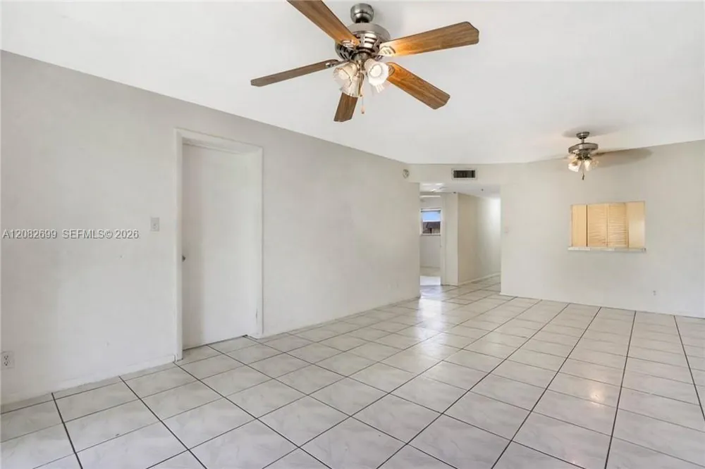 7831 Colony Cir N #206 Tamarac, FL 33321