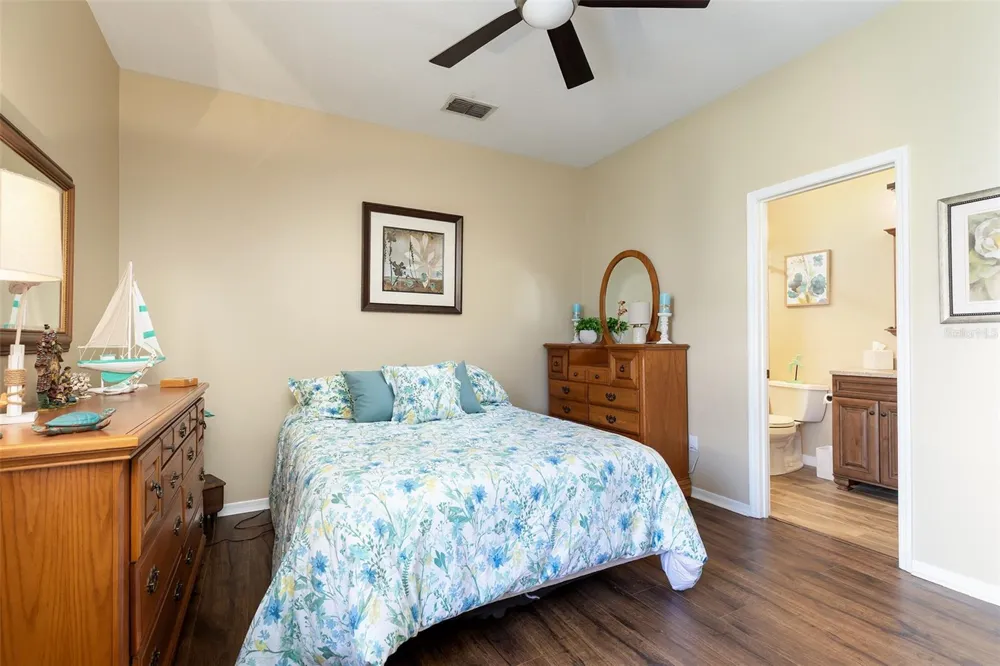 5314 CHISWICK CIRCLE Belle Isle, FL 32812