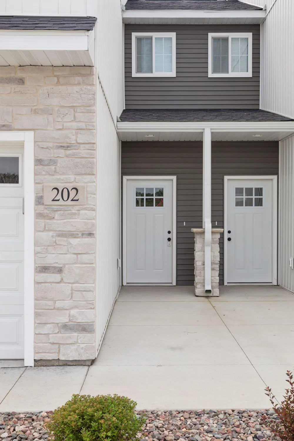 704 Franklin Street Roberts, WI 54023