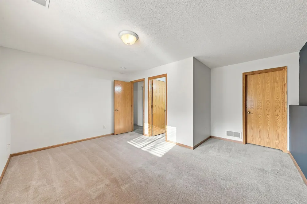 1379 Landings Lane Watertown, MN 55388