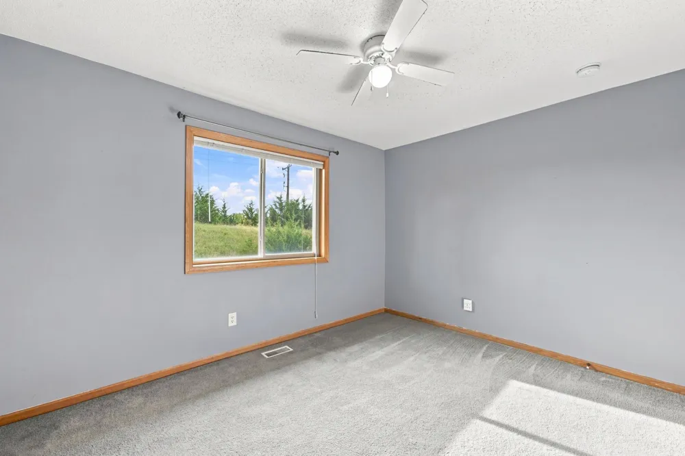 1379 Landings Lane Watertown, MN 55388