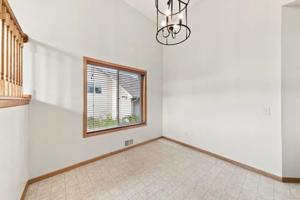 1379 Landings Lane Watertown, MN 55388